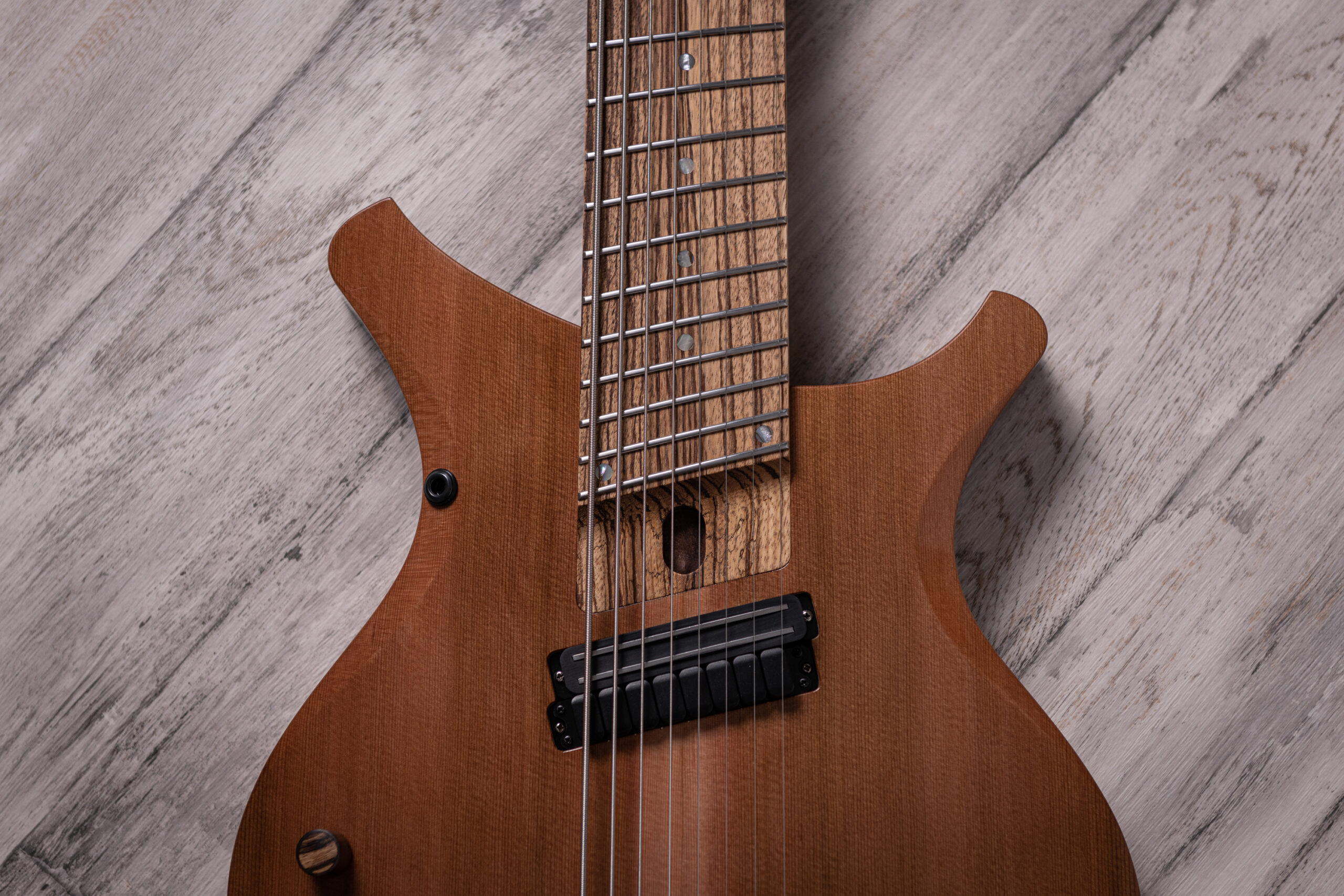 AU8 – cedar, walnut, zebrano