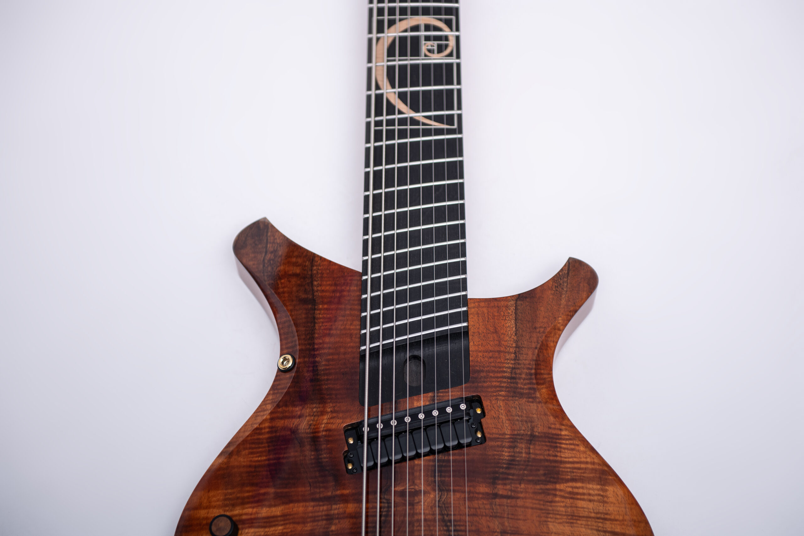 AU8 – cedar, koa, bog oak